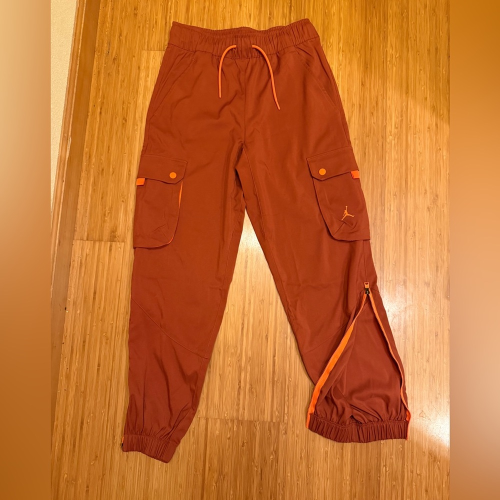 JORDAN WOMEN SPORT TUNNEL PANTS (MARS STONE / SAFETY ORANGE - Picture 9 of 16